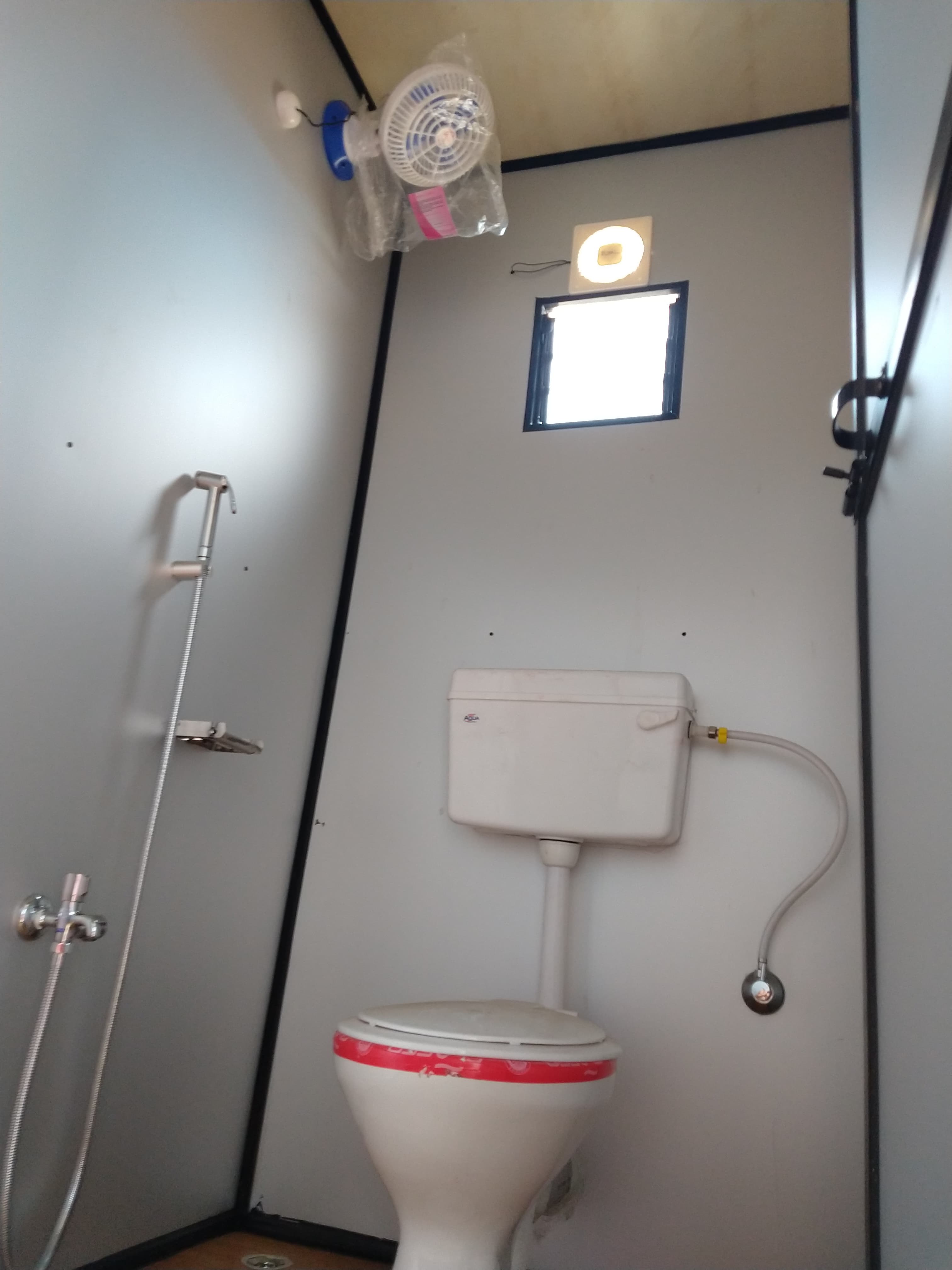 Standard Washroom Cabins - Image 3